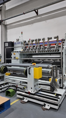 Üreticiler Kağıt rulo yeniden sarma makinesi kağıt rulo kesicisi yeniden sarma makinesi