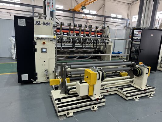 Lityum Pil Ayrıcı için Kırma Rewinder Makinesi CNC Servo Drive ve Elektrik Kontrol Bıçak Sahibi ile Kırma